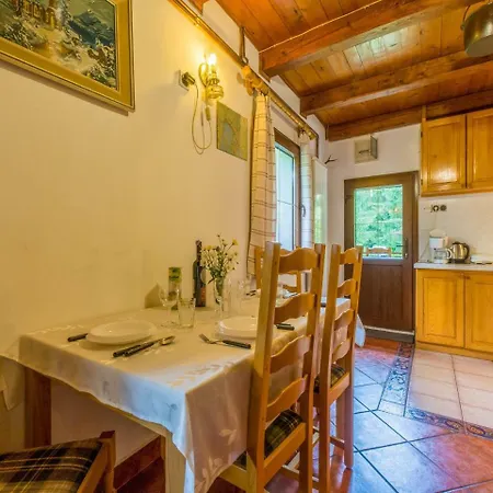 別荘 House Adrijana ブリビル