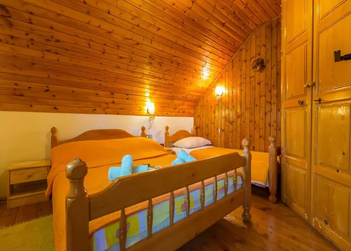 House Adrijana Casa de Férias *