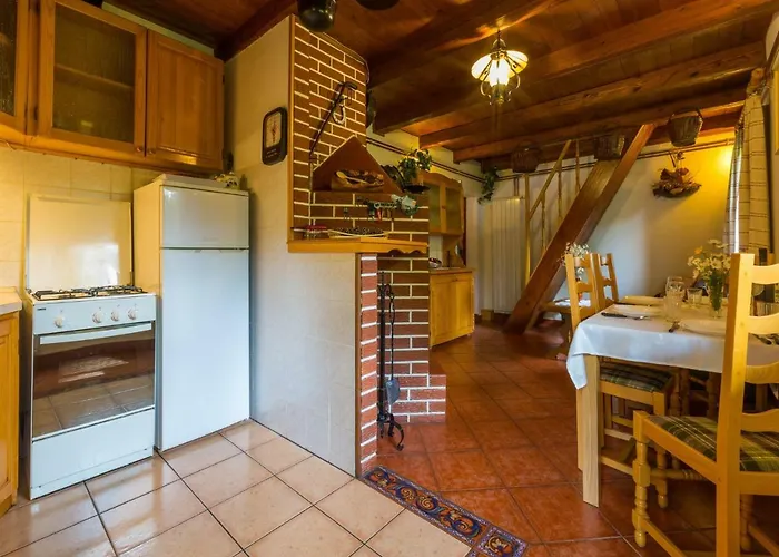 House Adrijana Casa de Férias *